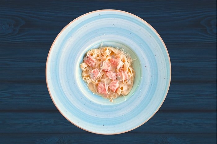 Фетучини с горной форелью